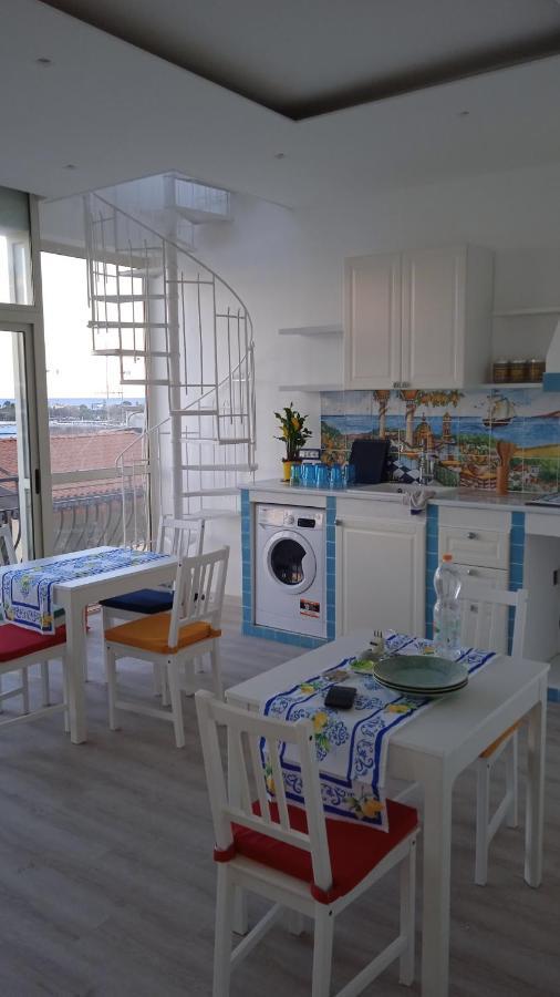 Donna Sicilia 2 Appartement Giardini-Naxos Buitenkant foto